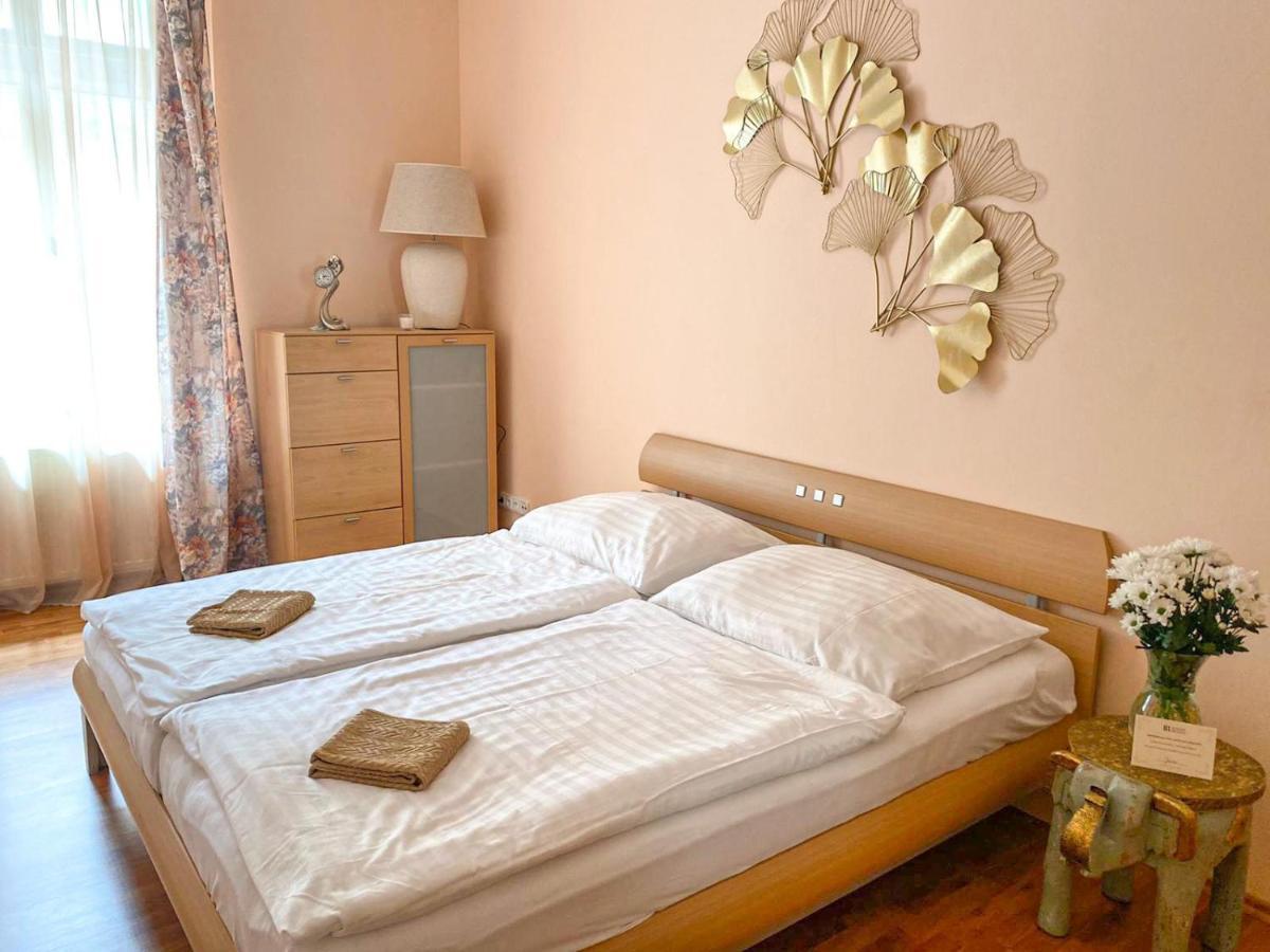 Apartma Marie 1880 Карловы Вары Экстерьер фото